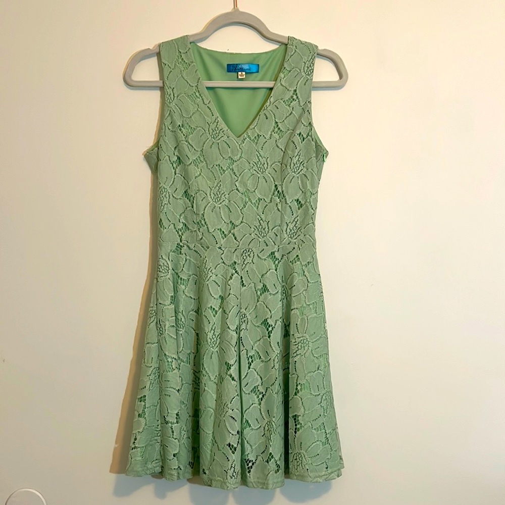 Francesca’s Buttons brand spring sleeveless dress